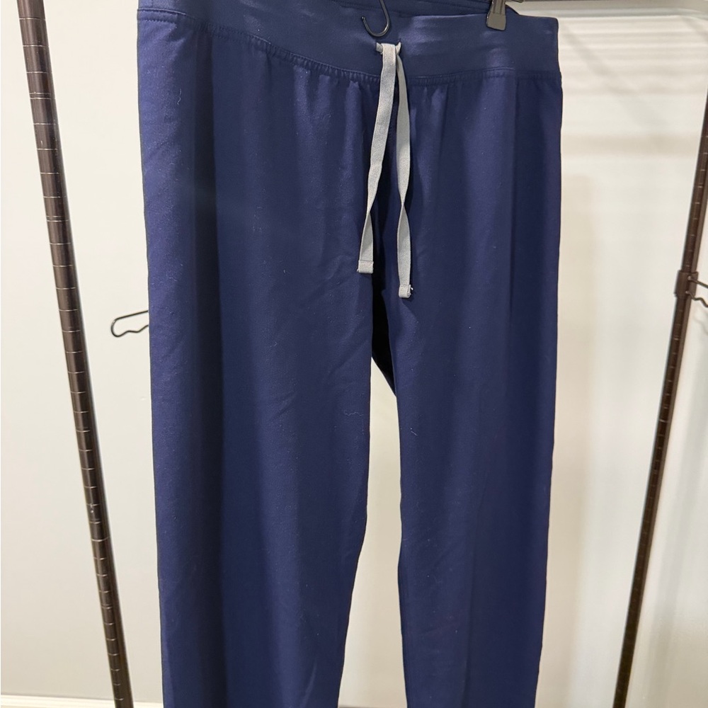Figs Livingston navy blue scrub pants